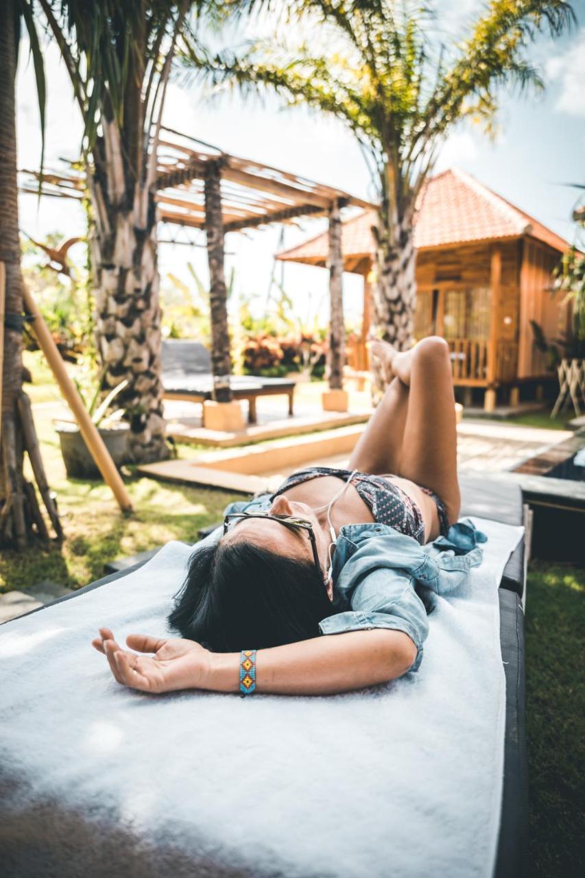 Apartament Ocho Bali Surf Camp Uluwatu Zewnętrze zdjęcie